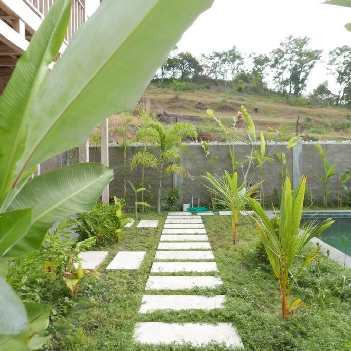 Silir Villa "Your Cozy Home" Mataram Extérieur photo